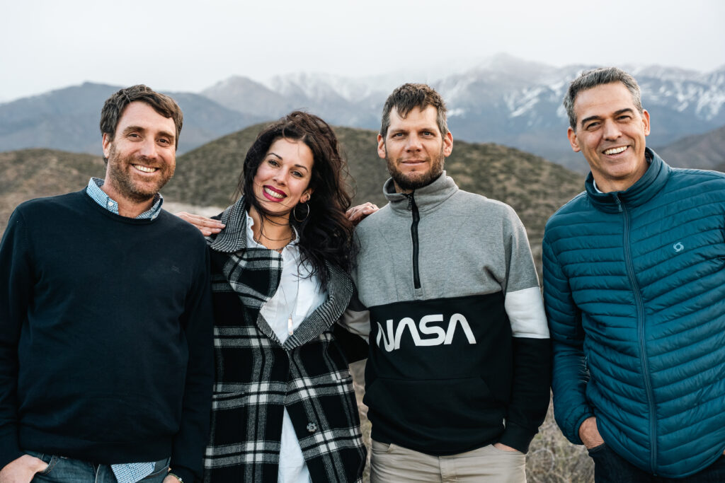 Mosquita Muerta Crew